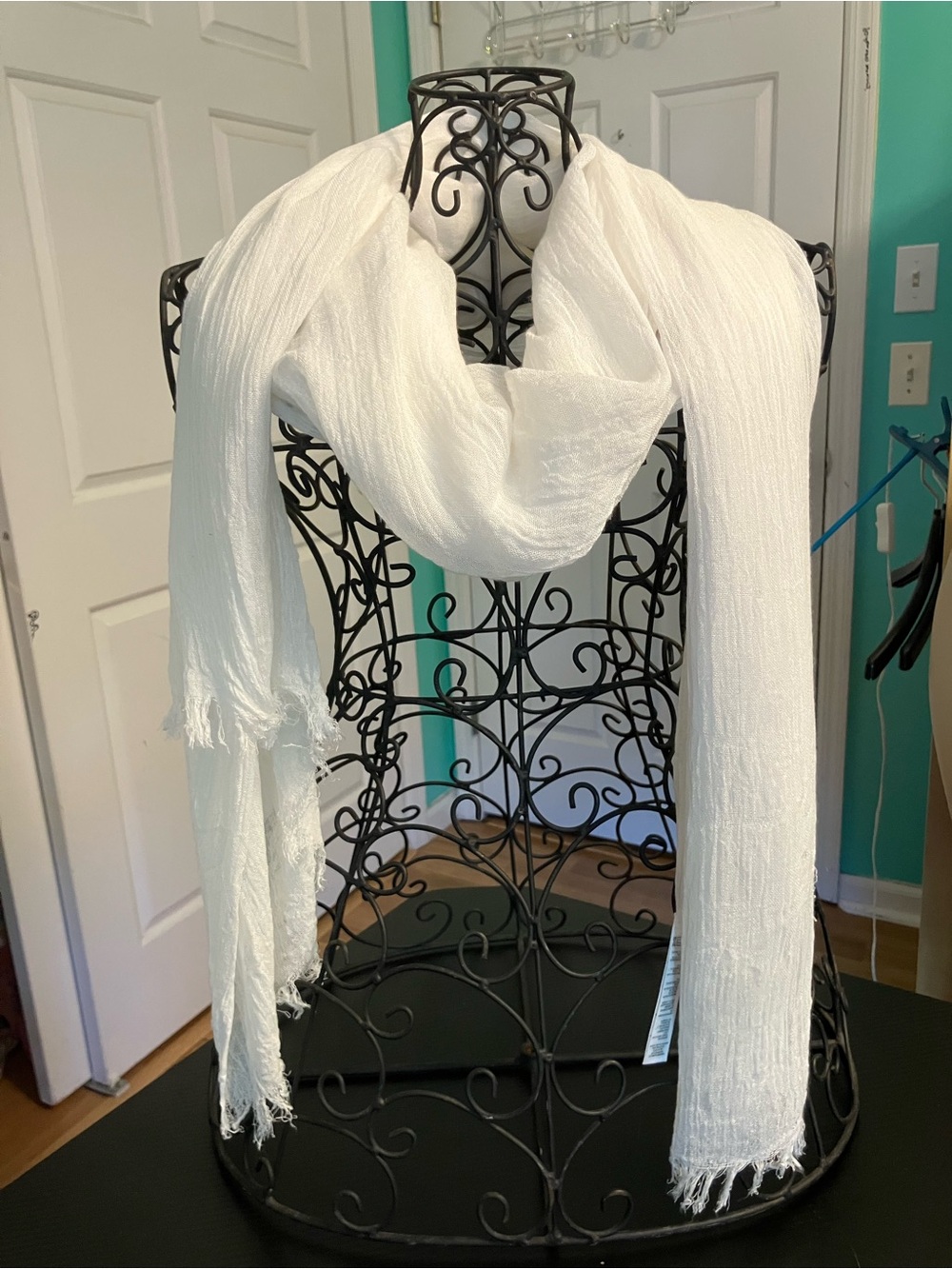 Forever 21 White Crinkled Lightweight Scarf